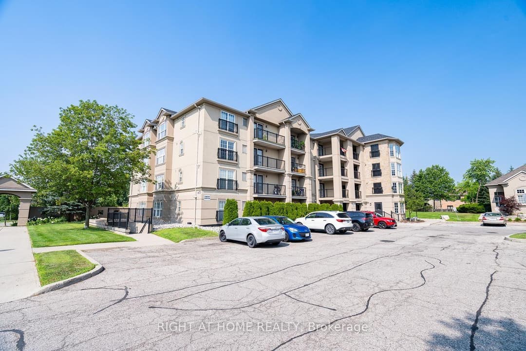 1471 Maple Avenue Unit 302, Milton