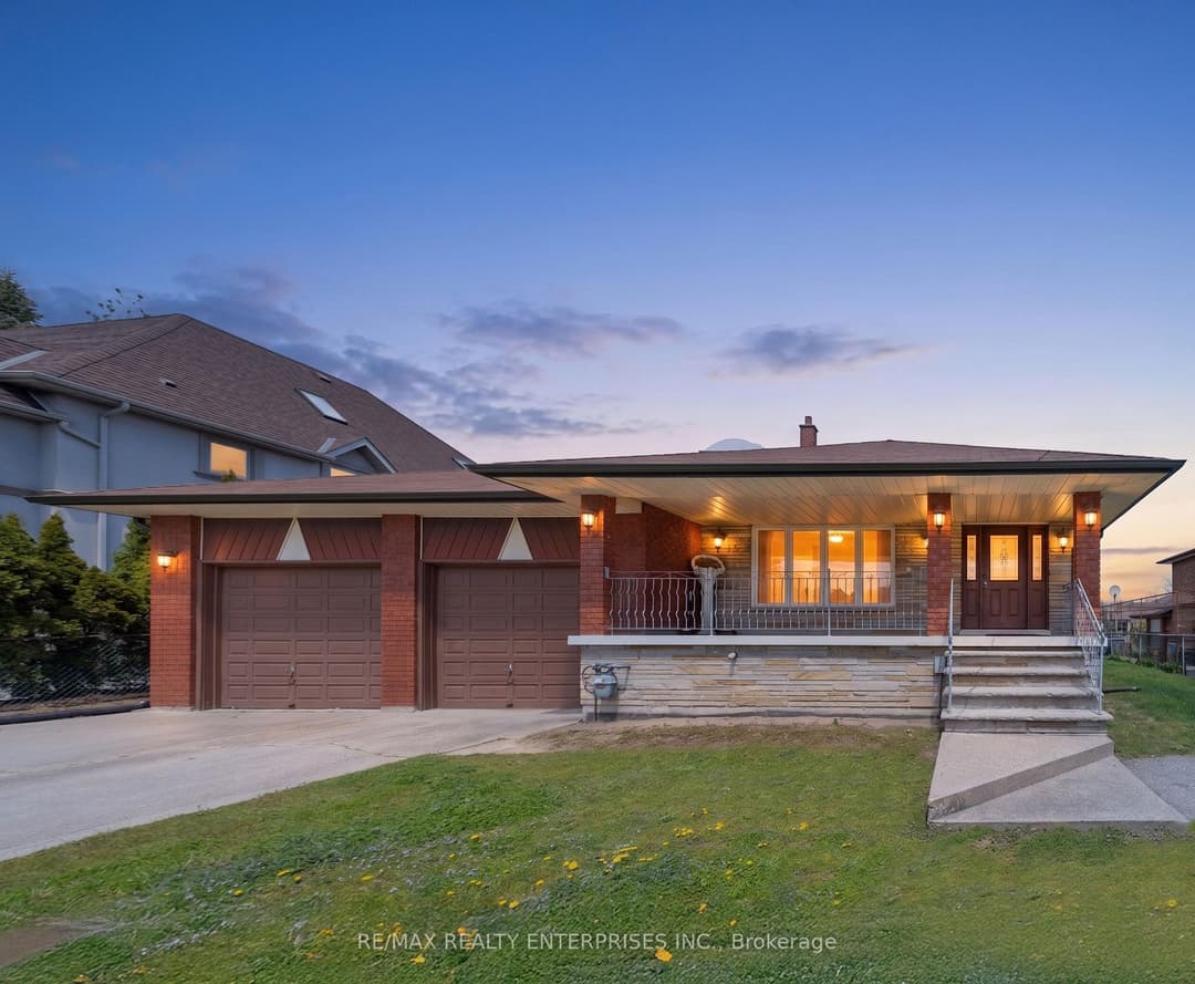 1351 Haig Boulevard, Mississauga