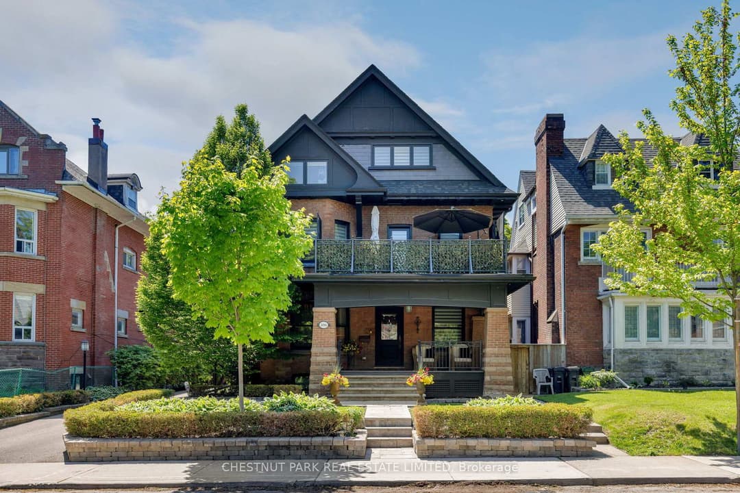 386 Palmerston Boulevard, Downtown Toronto / Waterfront