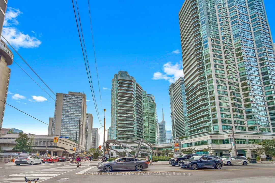 10 Queens Quay Unit 414, Downtown Toronto / Waterfront