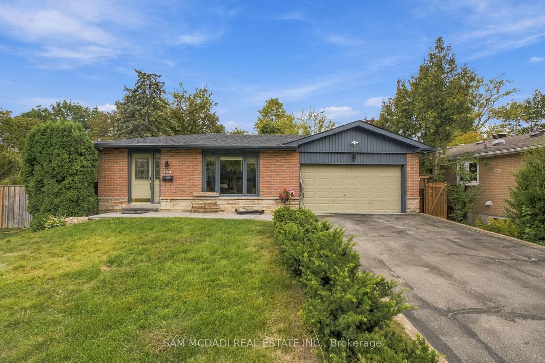 2009 Delaney Drive, Mississauga