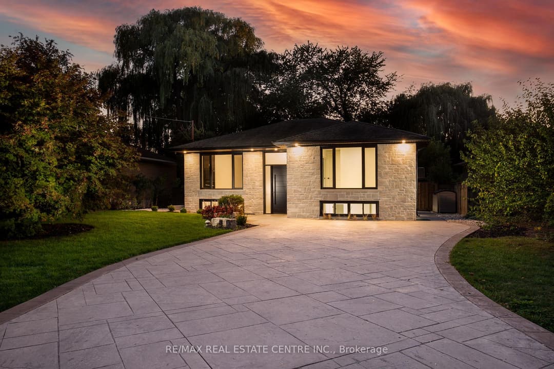446 Willis Drive, Oakville