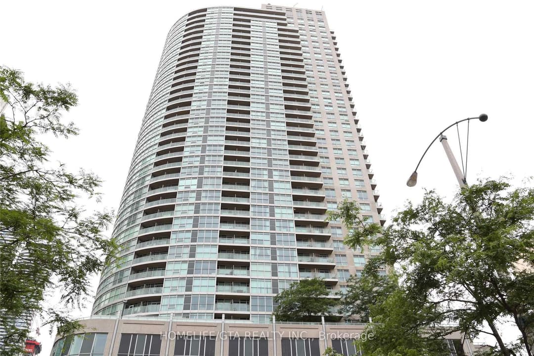 18 Yonge Street Unit 1114, Downtown Toronto / Waterfront