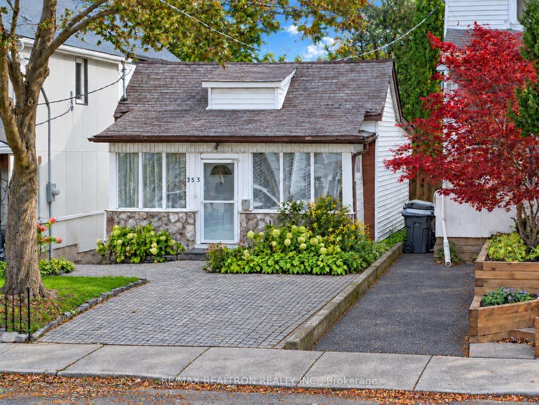 353 Rhodes Avenue, Riverdale / Leslieville