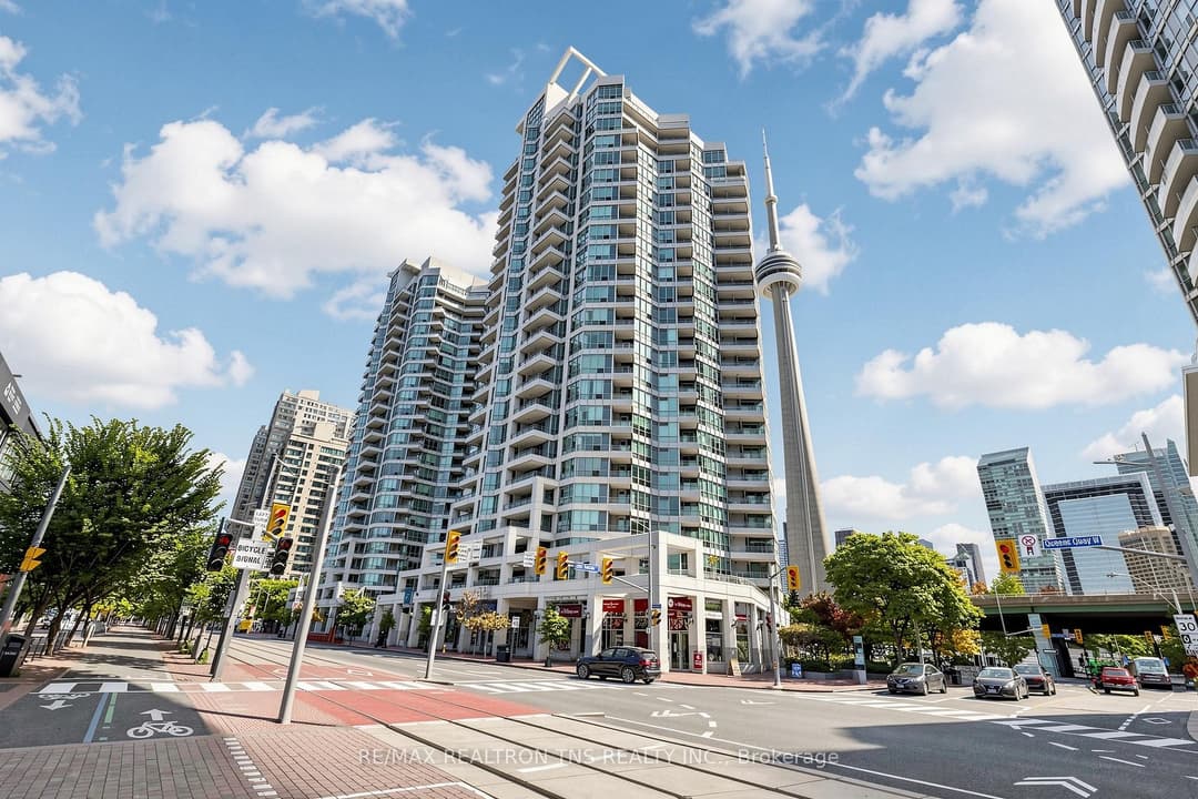 228 Queens Quay Unit 1501, Downtown Toronto / Waterfront