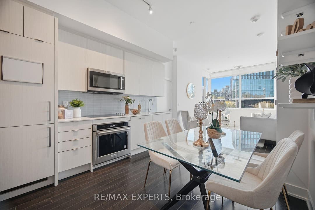 181 Bedford Road Unit 206, Annex / Yorkville / Summerhill