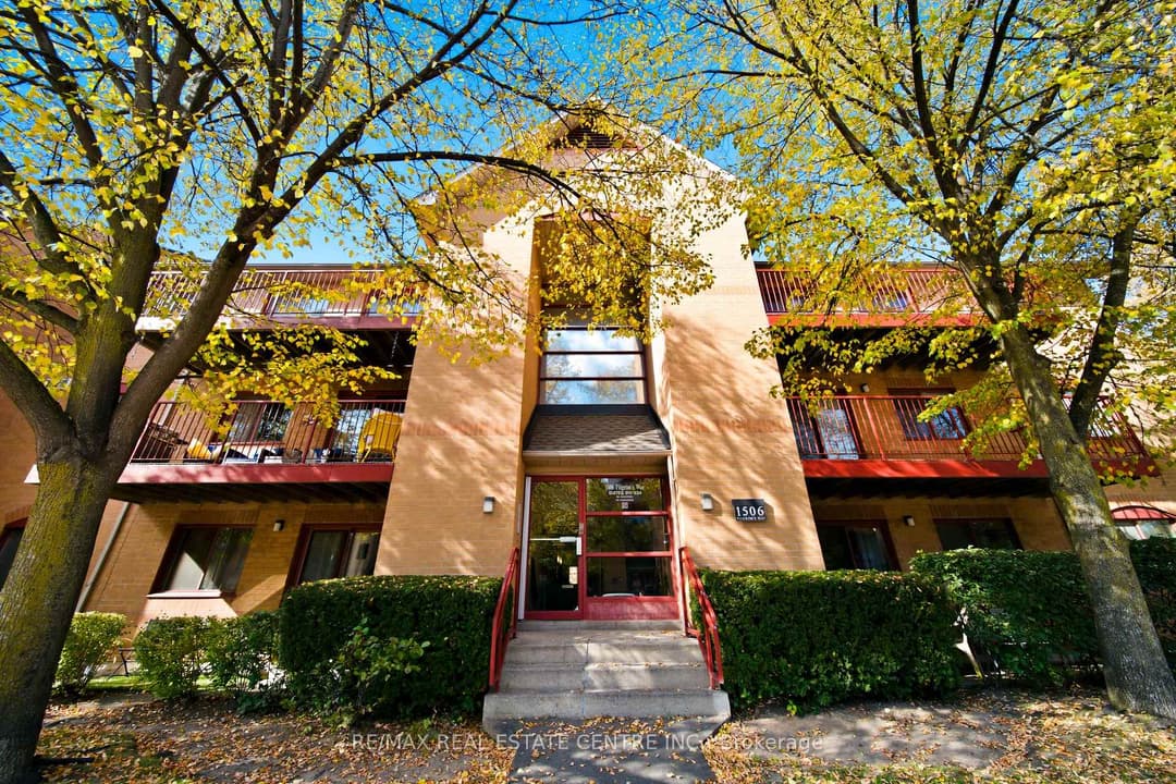 1506 Pilgrims Way Unit 931, Oakville