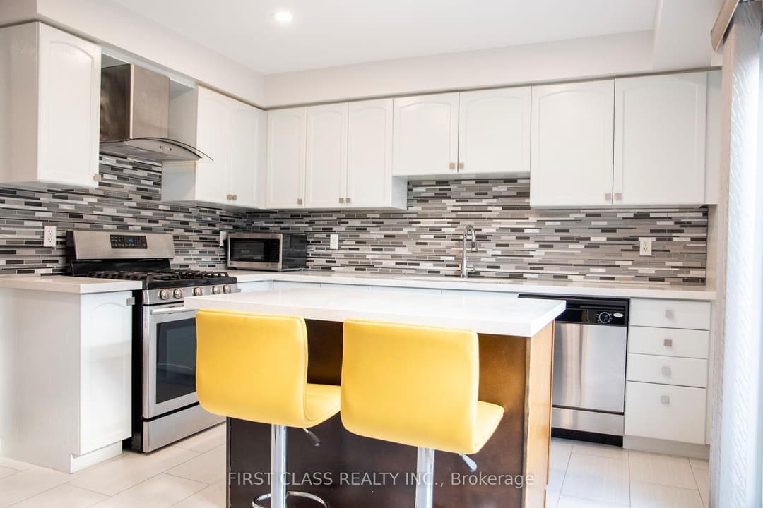 7224 Deanlee Court, Mississauga