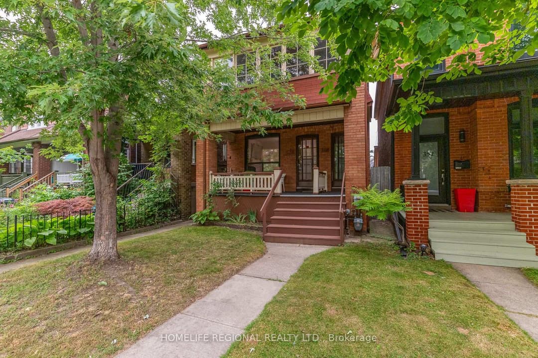 353 St Clarens Avenue, Downtown Toronto / Waterfront