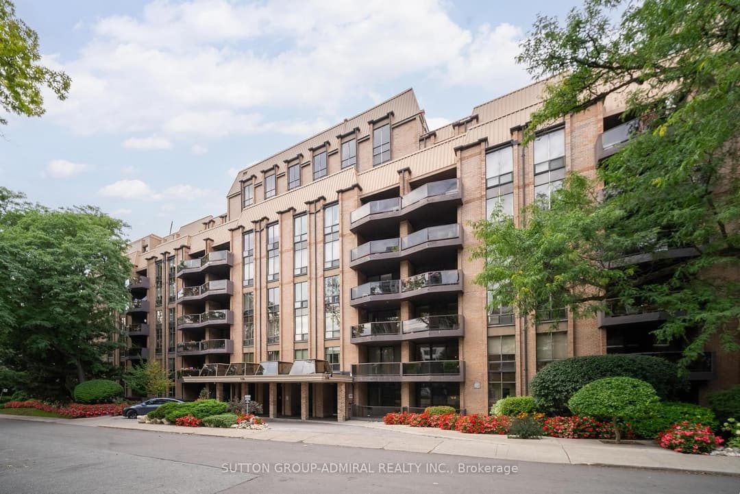 350 Lonsdale Road Unit 206, Forest Hill / Deer Park