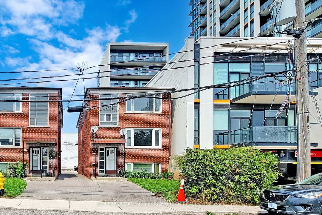 80 Lanark Avenue, Forest Hill / Deer Park