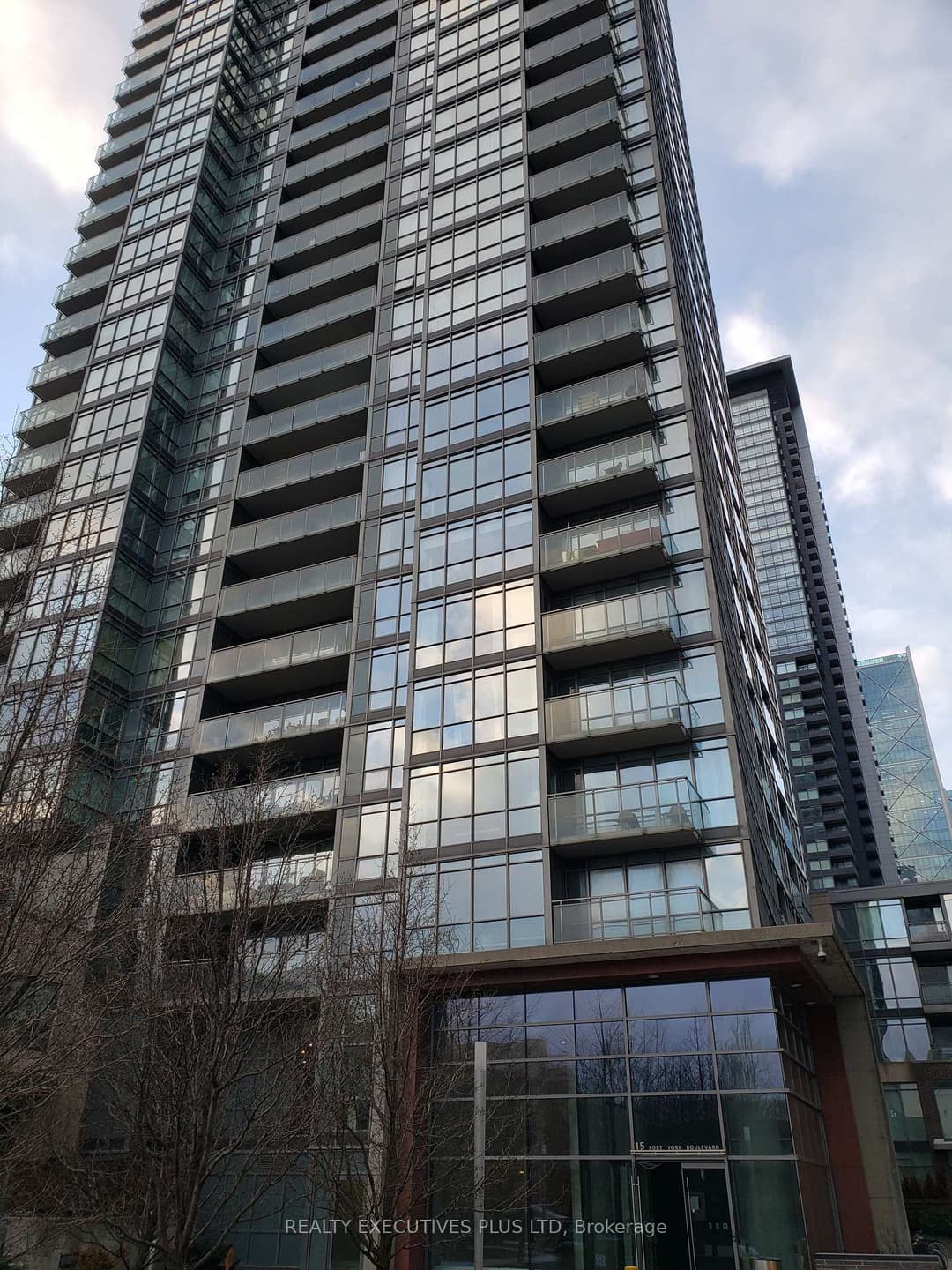 15 Fort York Boulevard Unit Locker 148, Downtown Toronto / Waterfront