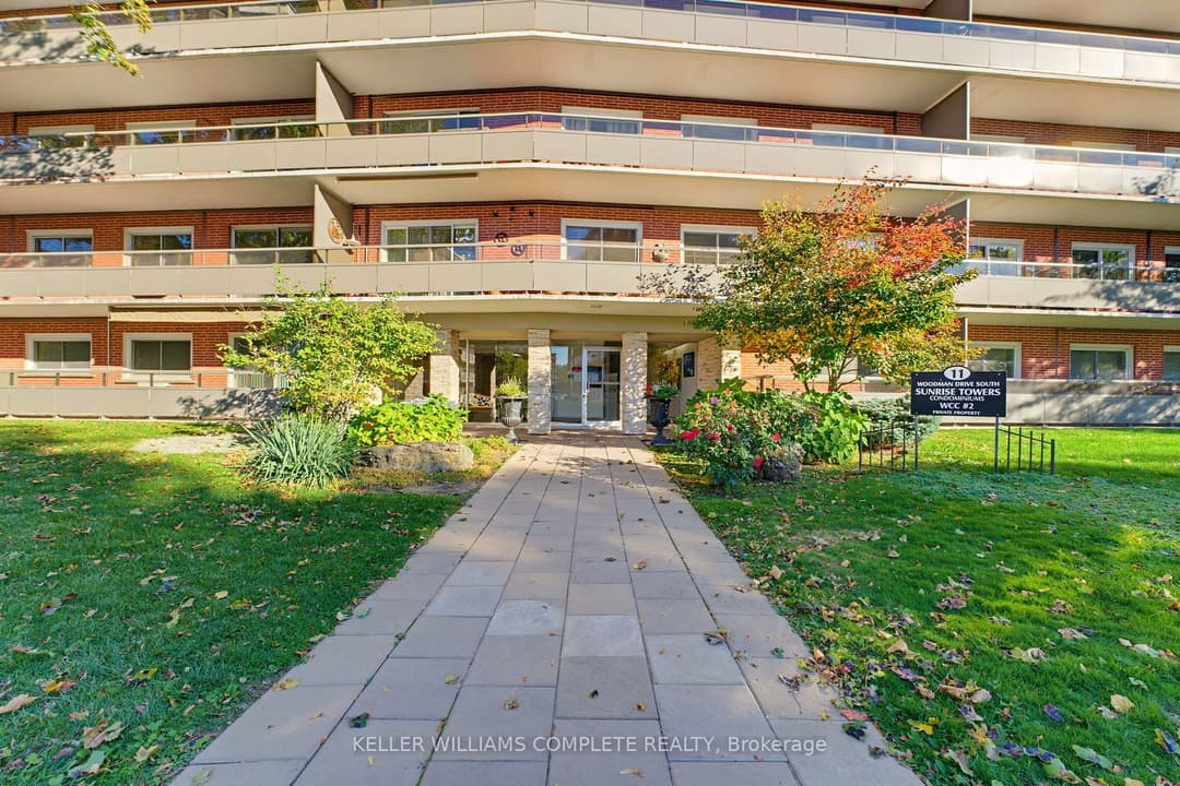 11 WOODMAN Drive Unit 210, Hamilton
