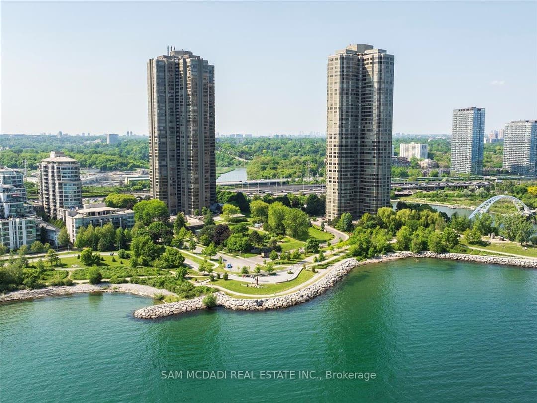 2045 Lake Shore Boulevard Unit 1605, Liberty Village / Parkdale / South Parkdale