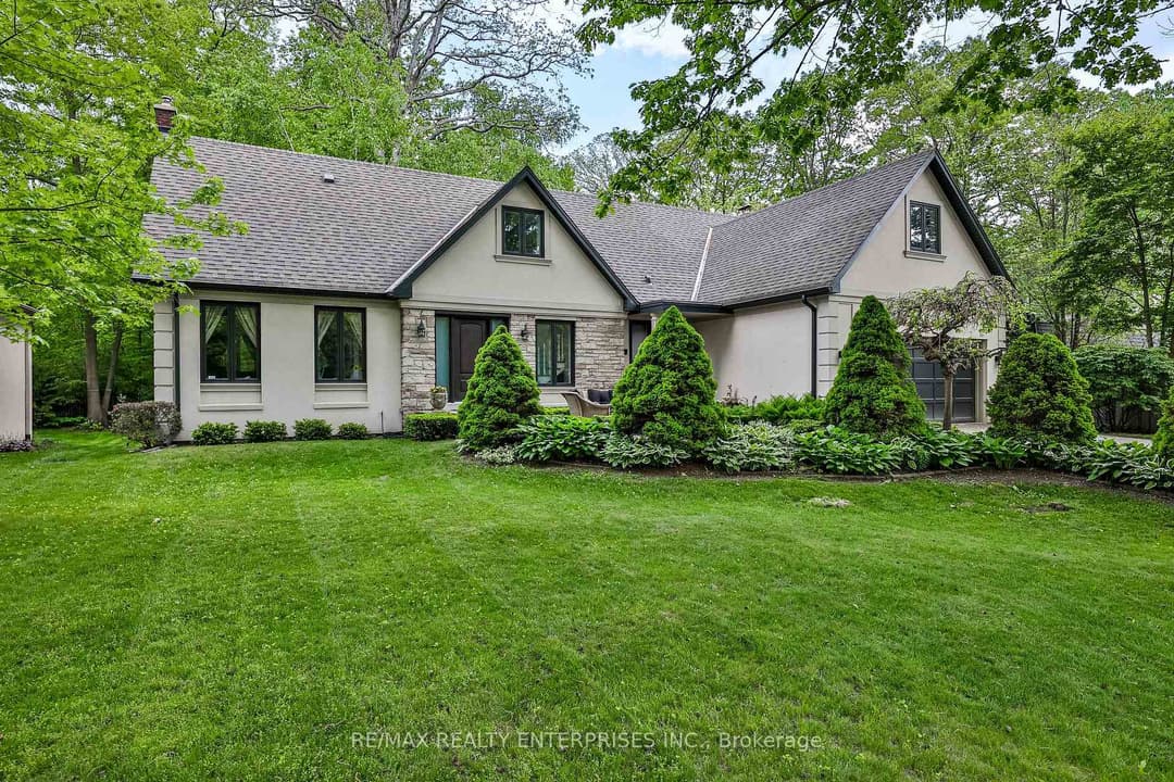 208 Mineola Road, Mississauga