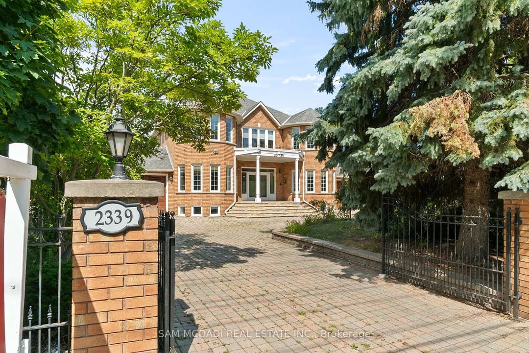 2339 Glengarry Road, Mississauga