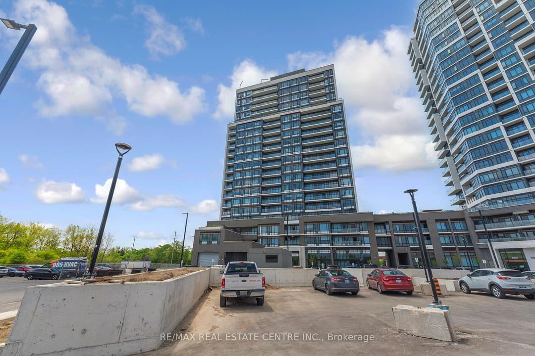 8010 Derry Road Unit 1402, Milton