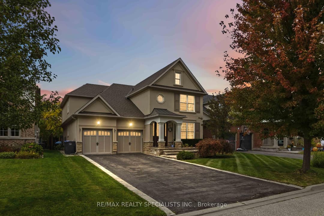 593 Renshaw Court, Mississauga