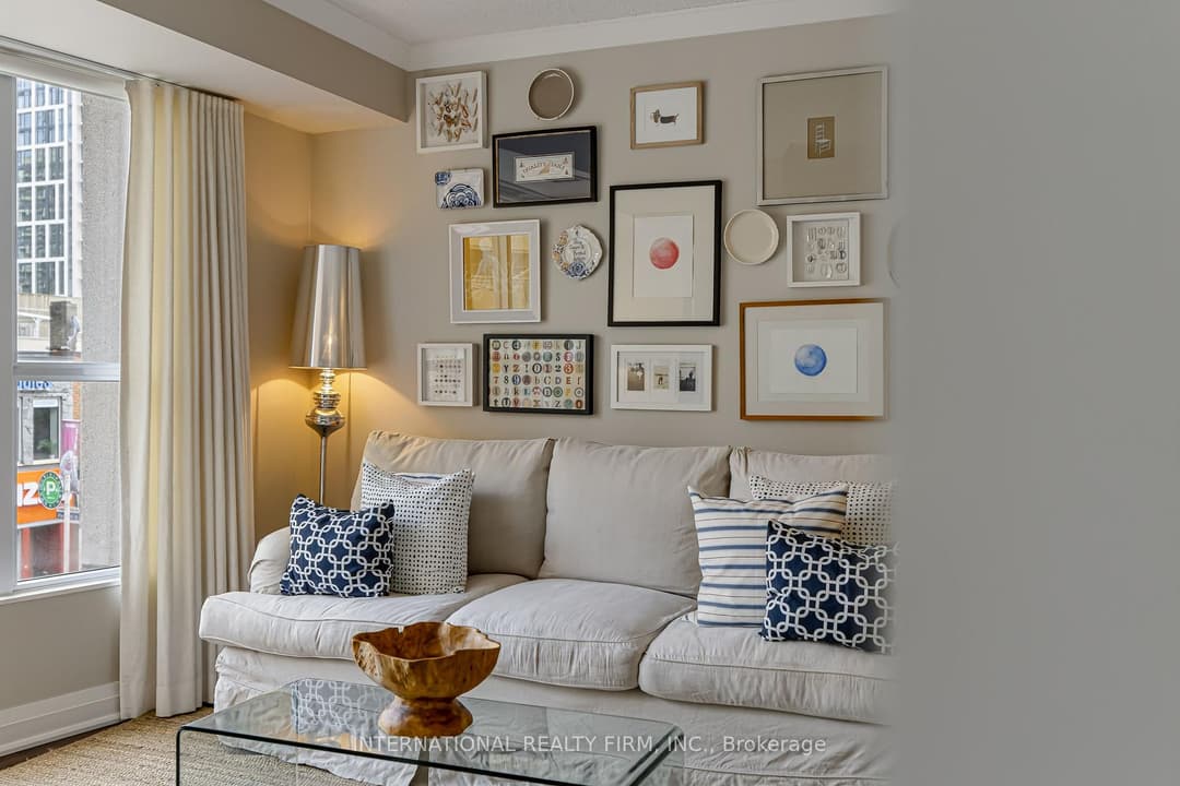 1430 Yonge Street Unit 204, Annex / Yorkville / Summerhill