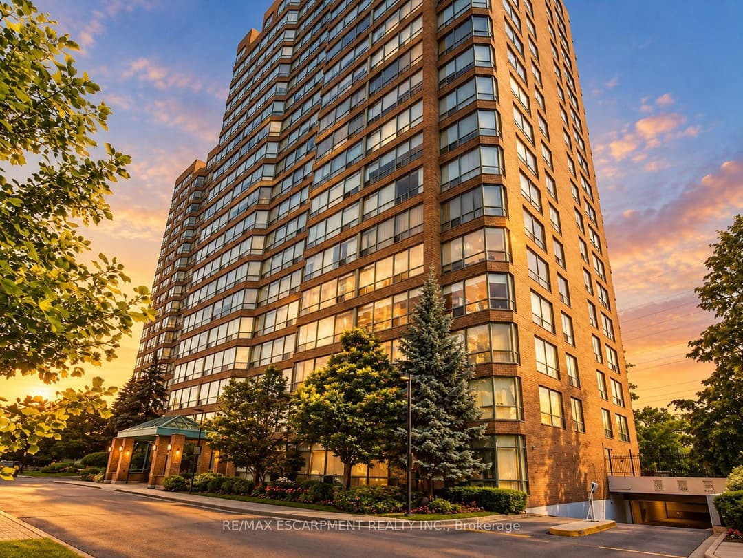 1276 Maple Crossing Boulevard Unit 503, Burlington