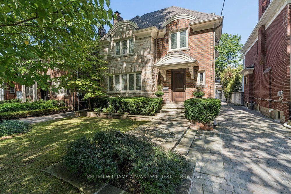 8 Wilgar Road, Etobicoke (Islington / Rexdale)