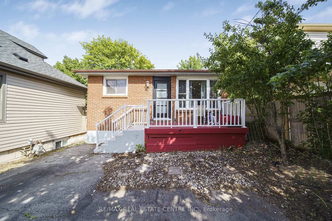 659 Upper Wellington Street, Hamilton