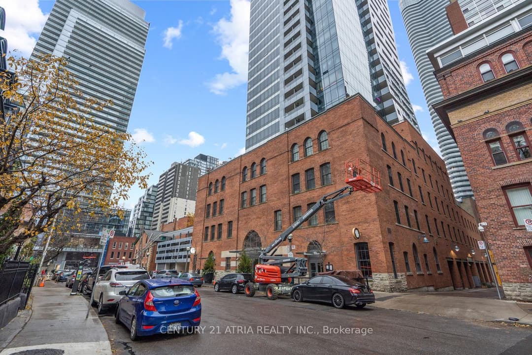 5 St Joseph Street Unit 207, Downtown Toronto / Waterfront