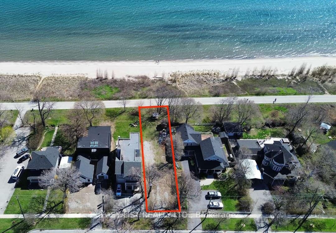 971 Beach Boulevard, Hamilton