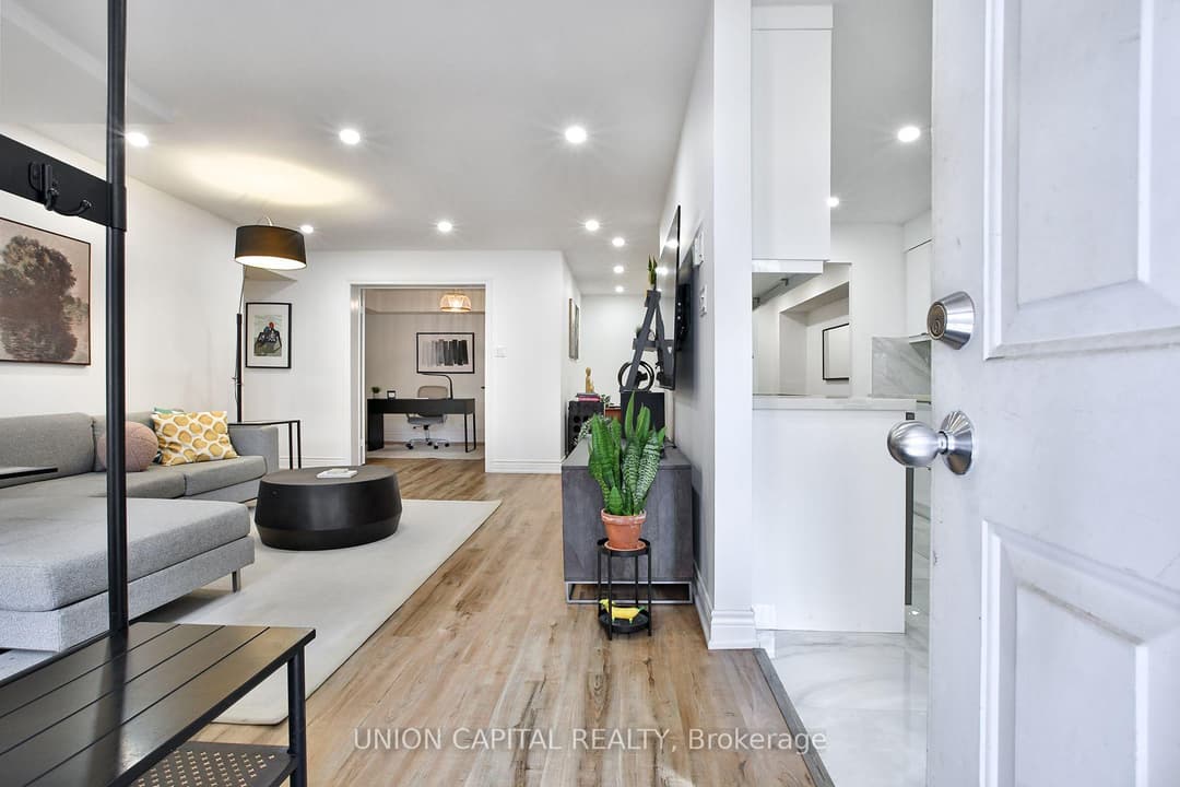 12 Sudbury Street Unit 201, Downtown Toronto / Waterfront