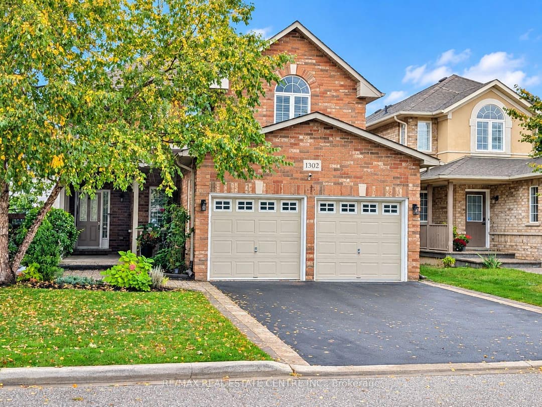 1302 Renfield Drive, Burlington