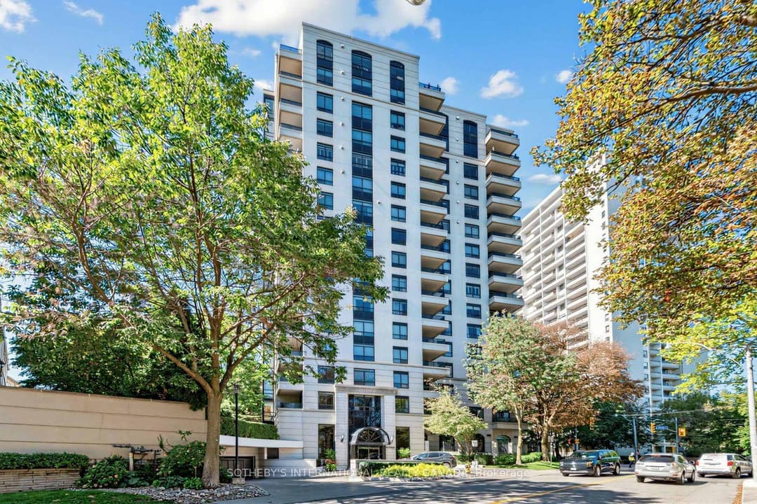 38 Avoca Avenue Unit 704, Rosedale / Moore Park