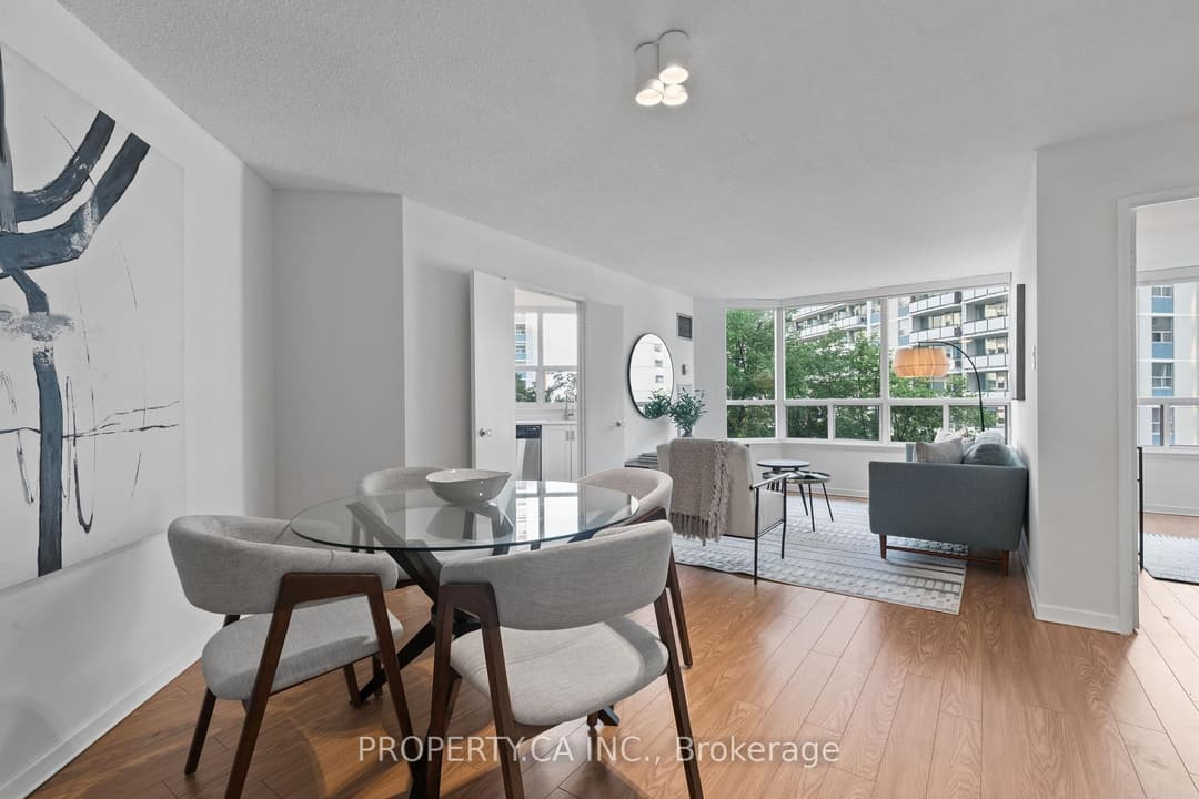 25 Maitland Street Unit 601, Regent Park / Cabbagetown / St. James Town