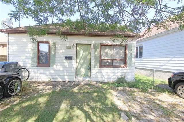 1101 Enola Avenue, Mississauga