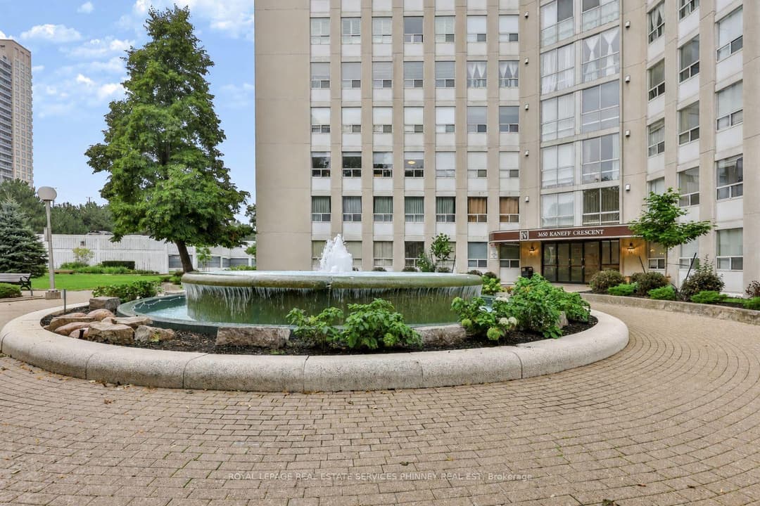 3650 Kaneff Crescent Unit 2801, Mississauga