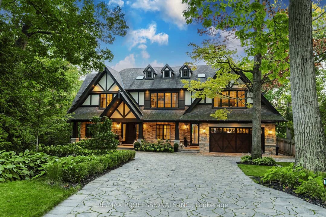 23 Riverside Crescent, High Park / Junction / Roncesvalles