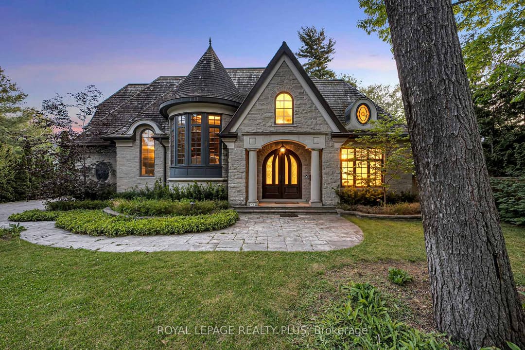 1476 Carmen Drive, Mississauga
