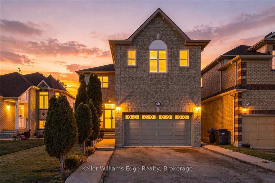 671 Twain Avenue, Mississauga