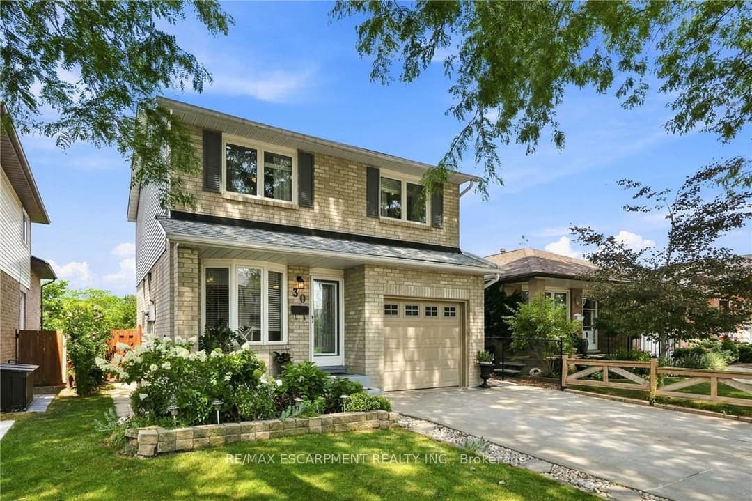 30 Twinoaks Crescent, Hamilton