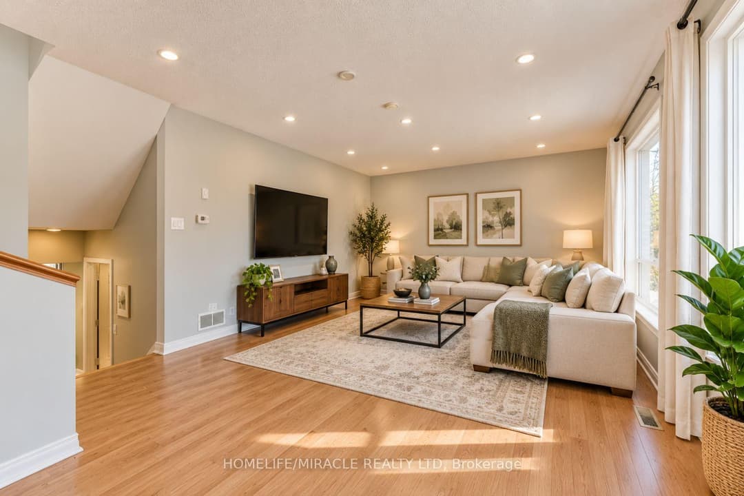 6444 Finch Avenue Unit 201, Etobicoke (West Mall / Rexdale)