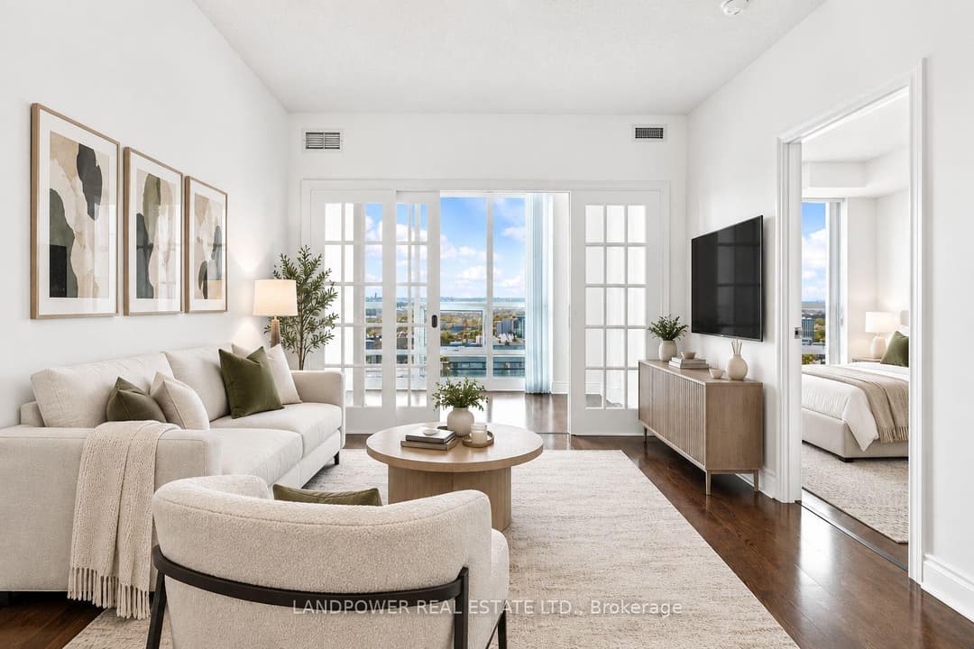 763 Bay Street Unit 4908, Downtown Toronto / Waterfront