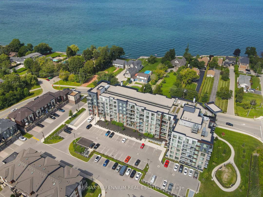 600 North Service Road Unit 403, Hamilton