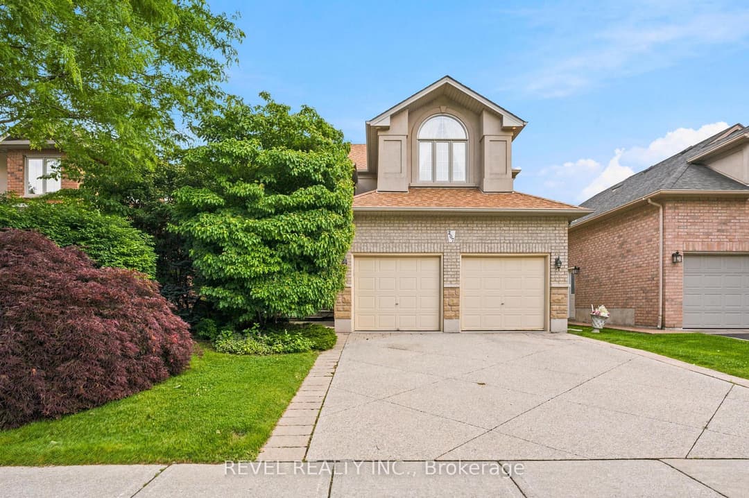207 Valridge Drive, Hamilton
