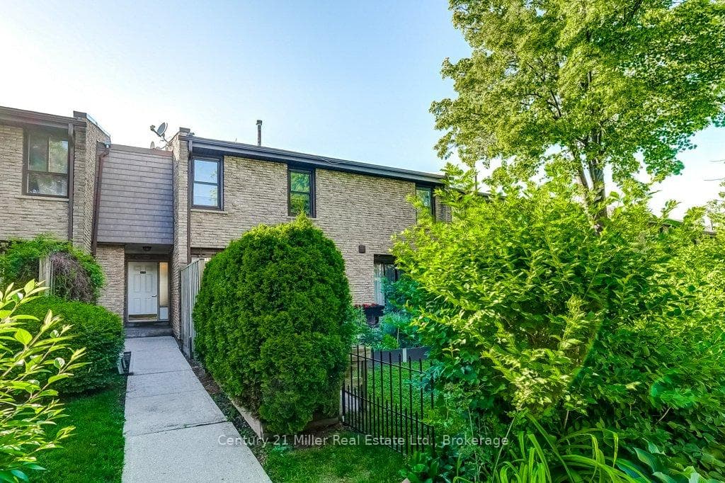 2605 Woodchester Drive Unit 36, Mississauga