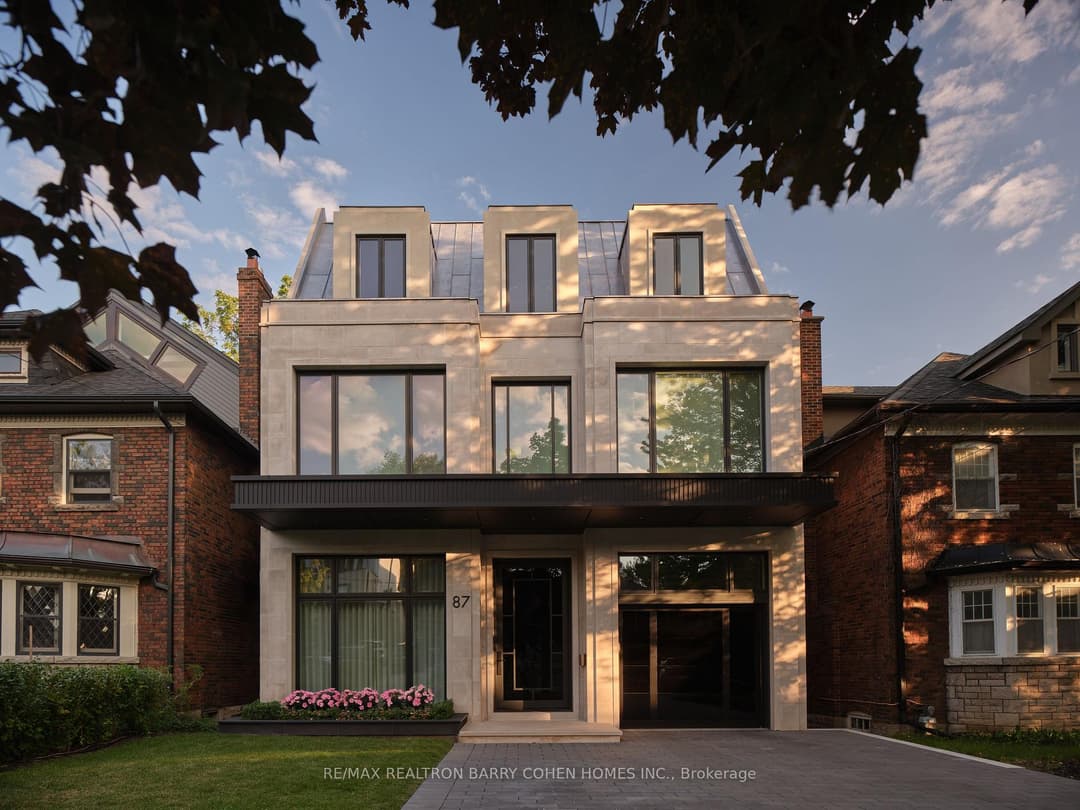 87 College View Avenue, Forest Hill / Deer Park