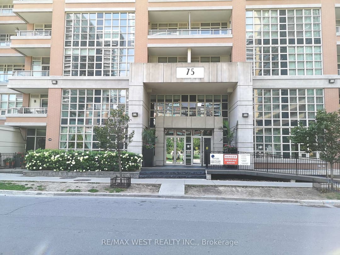 75 East Liberty Street Unit 1718, Downtown Toronto / Waterfront
