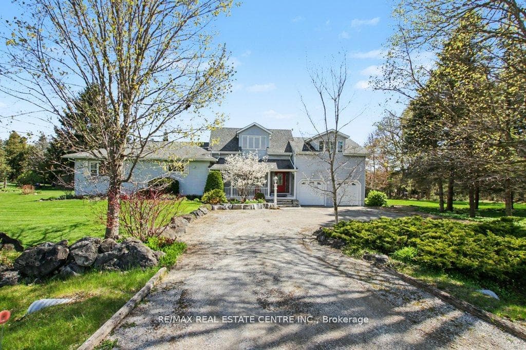 11113 Fifth Line, Milton