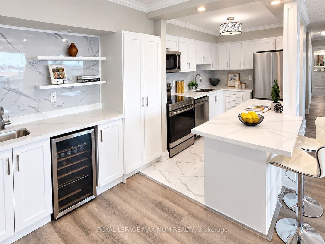 50 Elm Drive Unit 1205, Mississauga