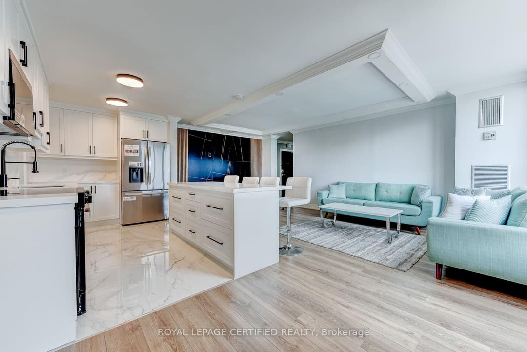 3170 Kirwin Avenue Unit 301, Mississauga