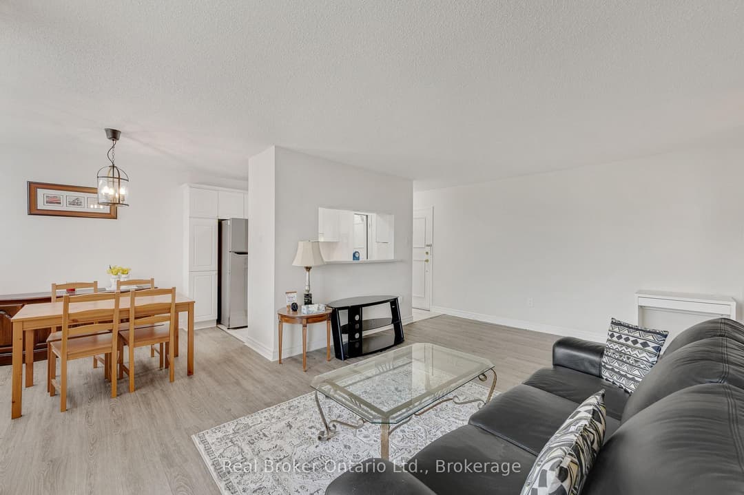 1950 Main Street Unit 802, Hamilton