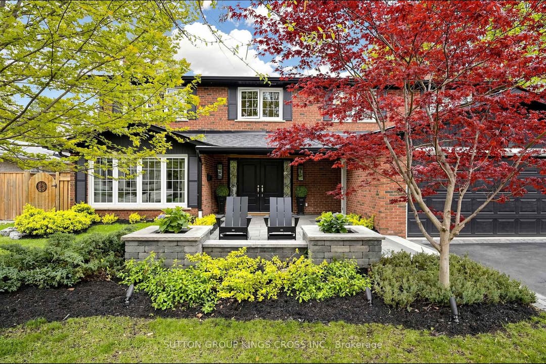 360 Isabella Avenue, Mississauga